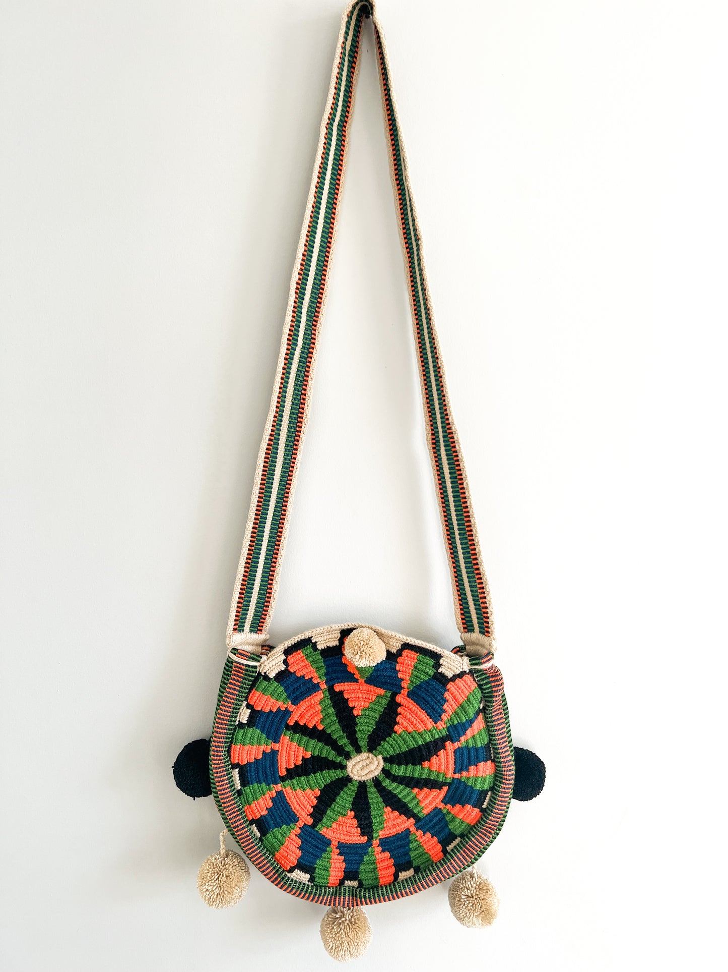 Sindri ✻ New Round Wayuu Mochila