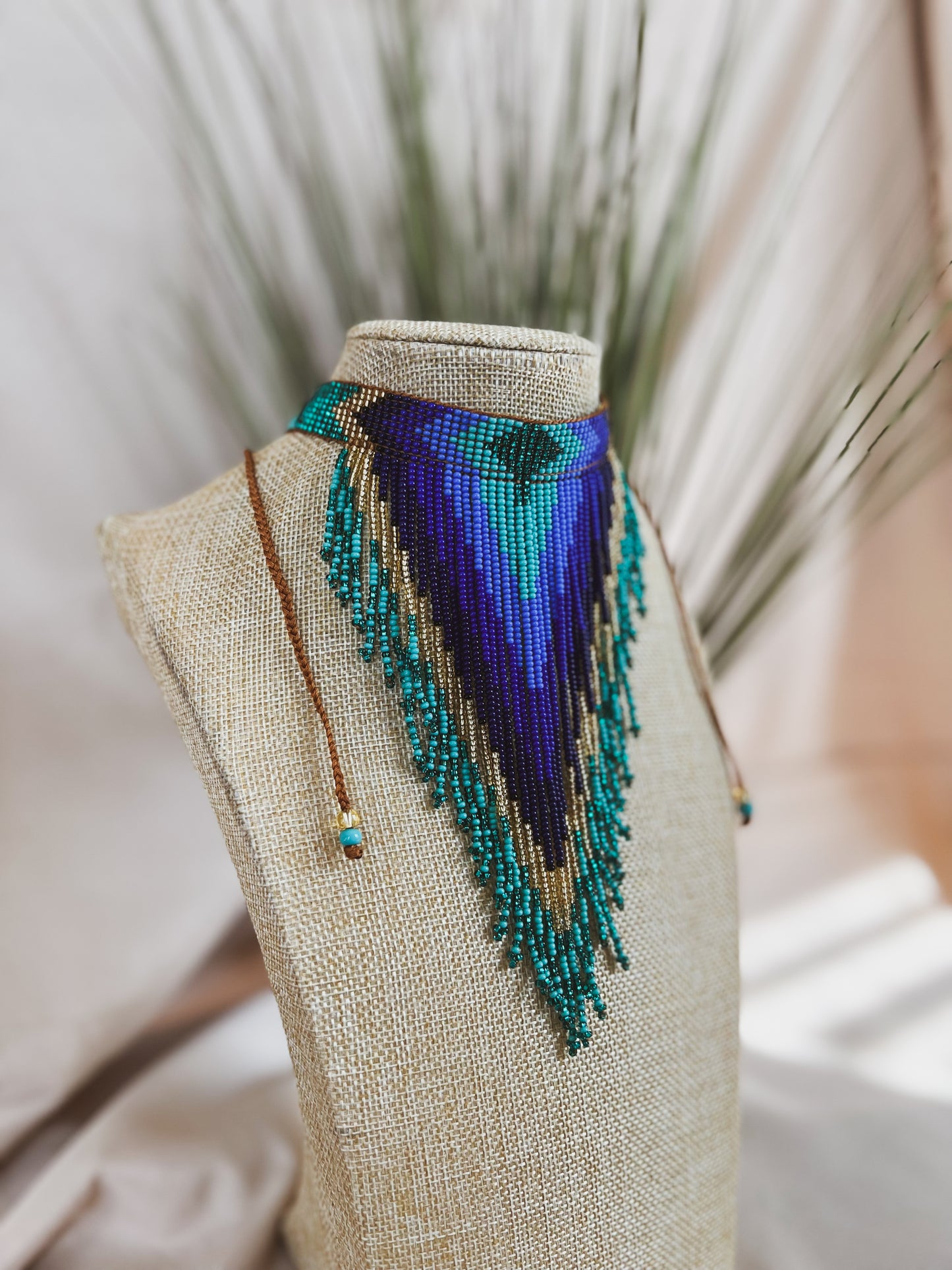 Arco ✻ Large Inga Choker Style Necklace