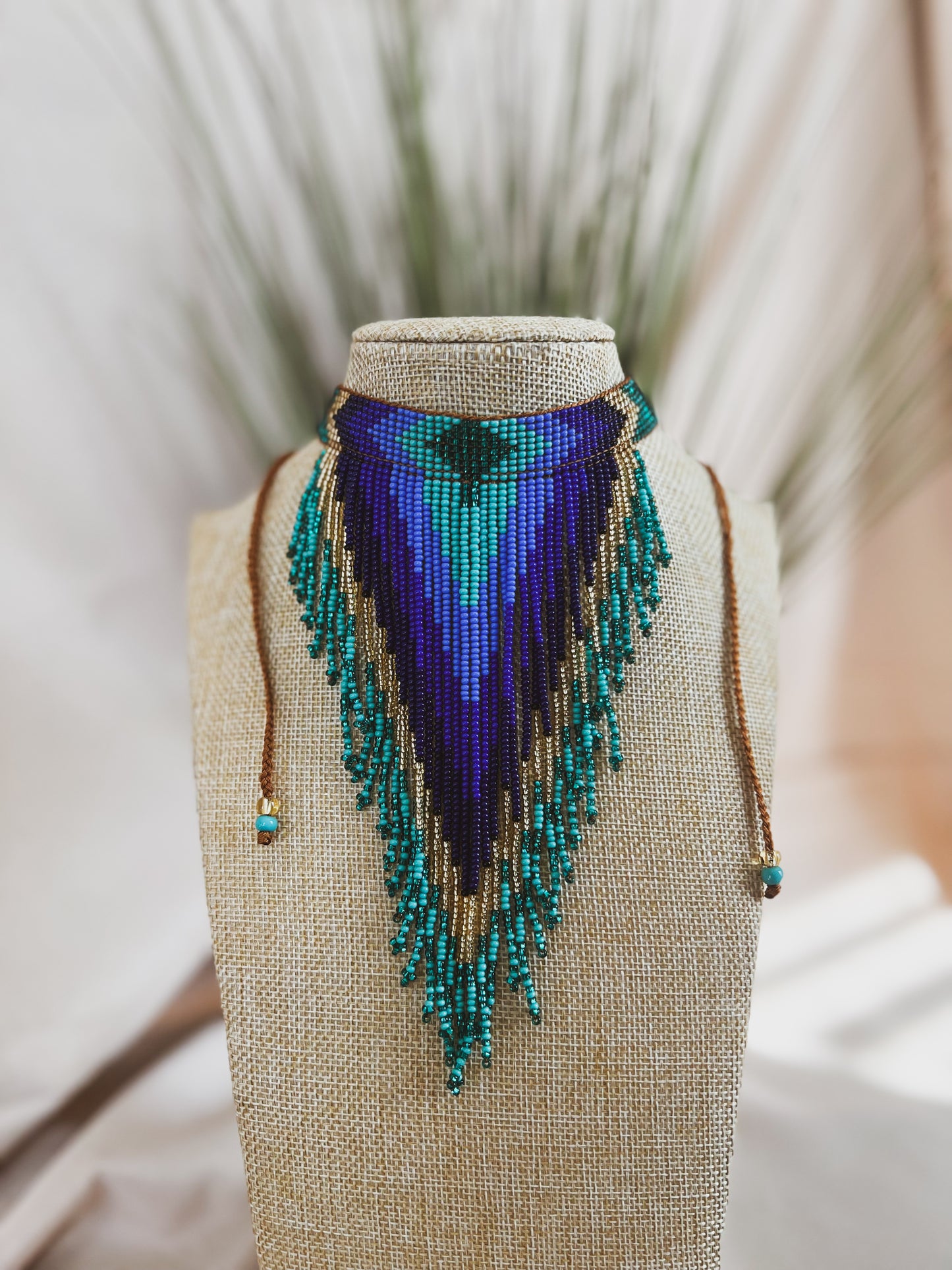 Arco ✻ Large Inga Choker Style Necklace