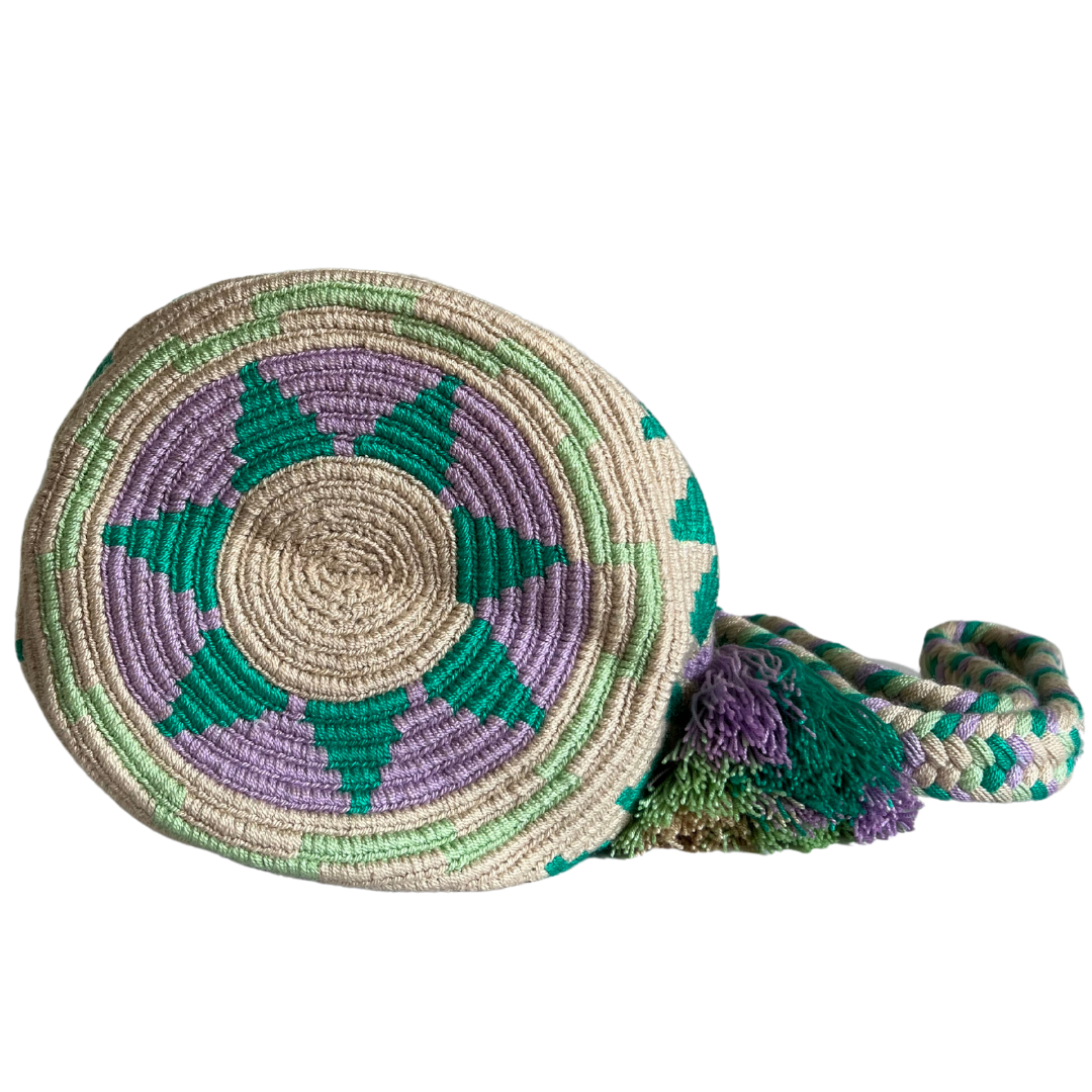 Vera✻ Medium Wayuu Mochila