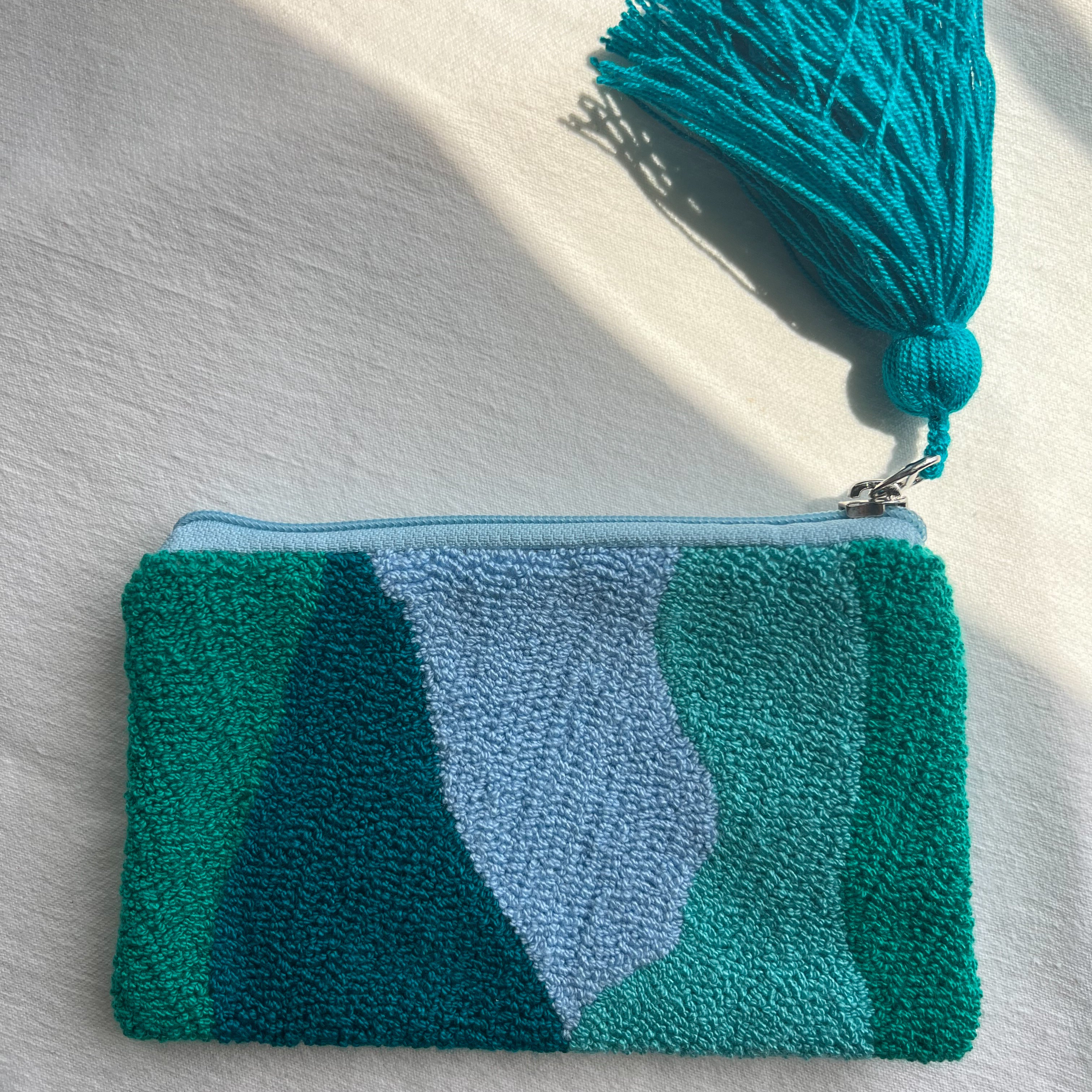 Blue Mtns Collection ✻ Small Wayuu Clutch
