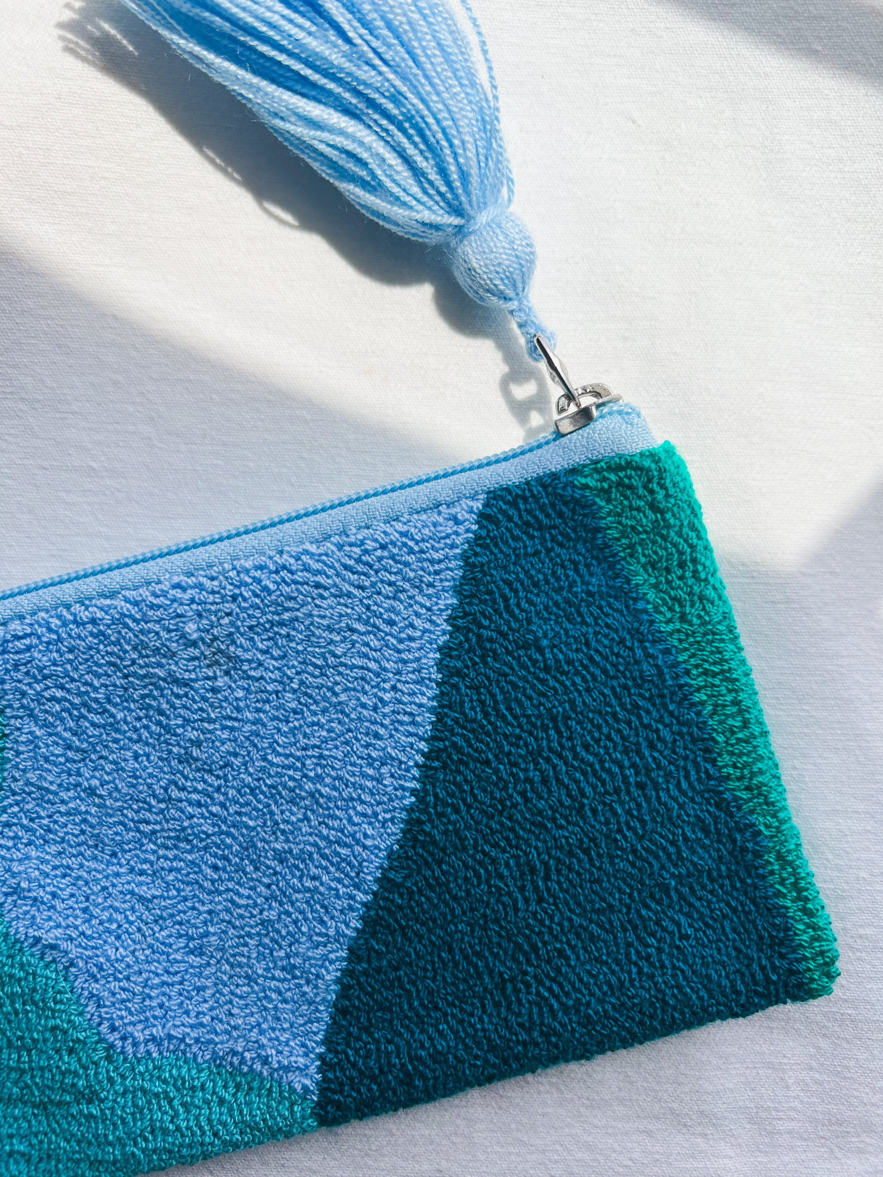 Blue Mtns Collection ✻ Small Wayuu Clutch