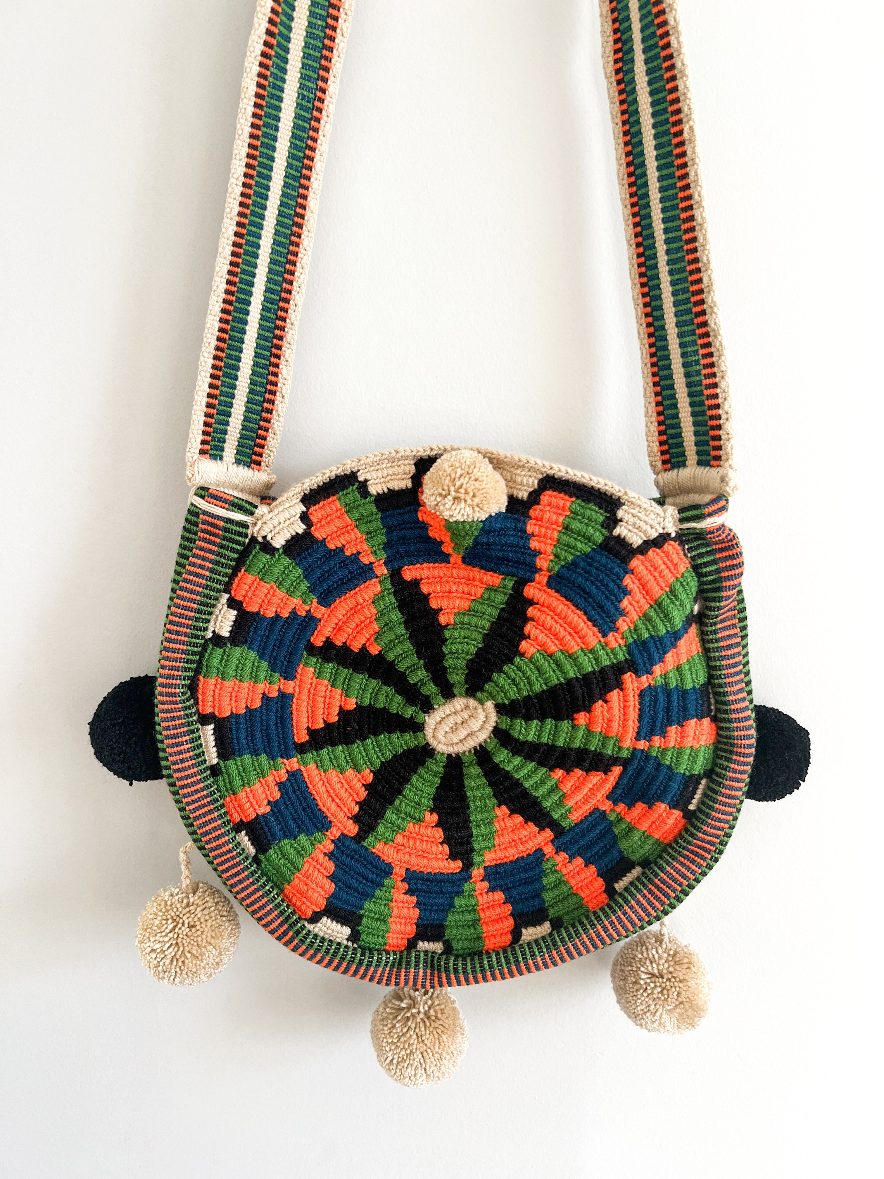 Sindri ✻ New Round Wayuu Mochila