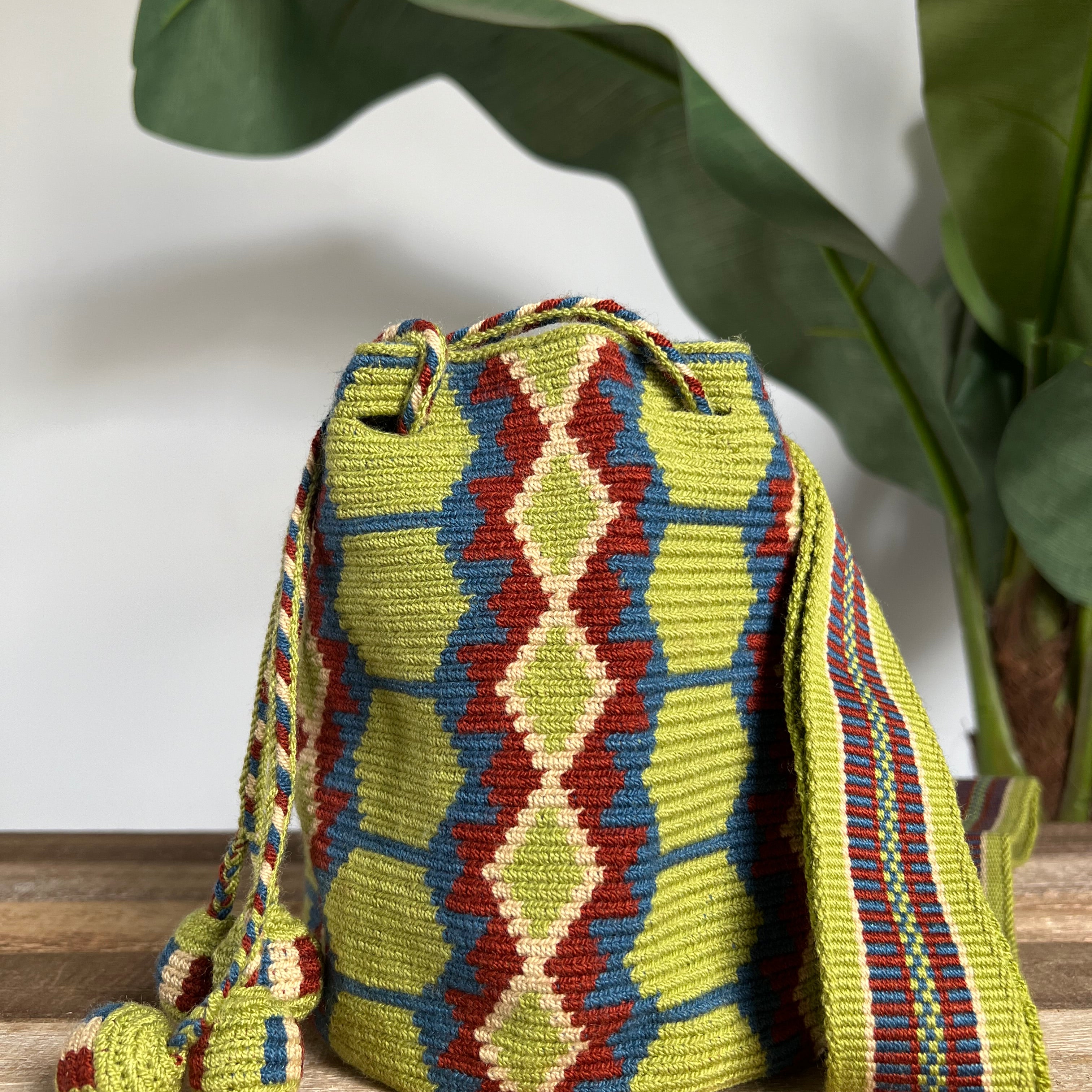 1 THREAD ✻ Small Mini Wayuu Mochila