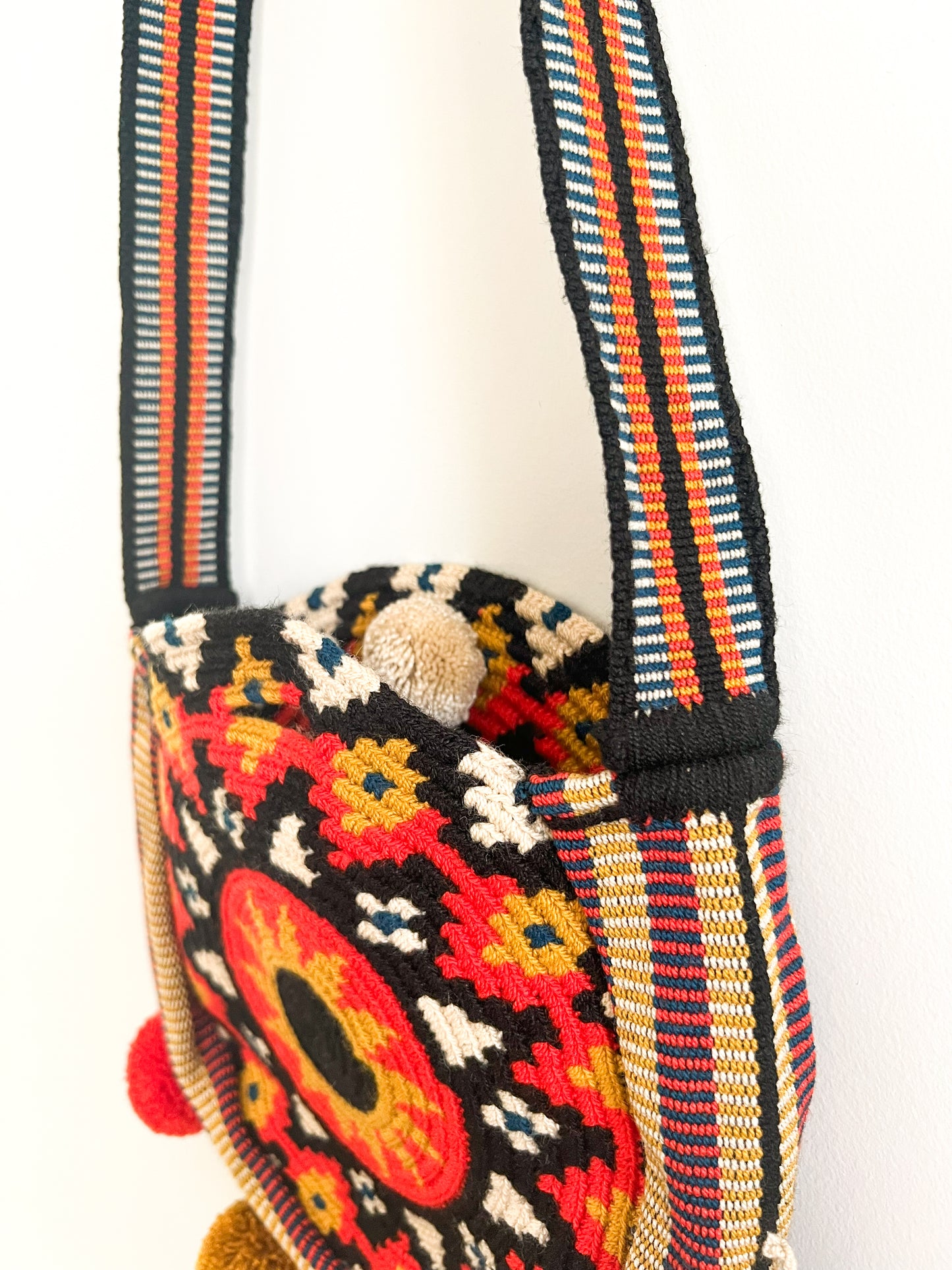 Sindri ✻ New Round Wayuu Mochila