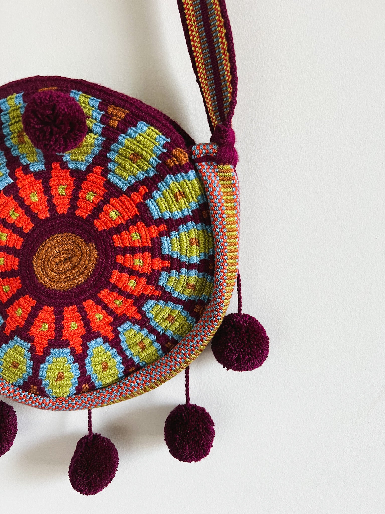 Sindri ✻ New Round Wayuu Mochila
