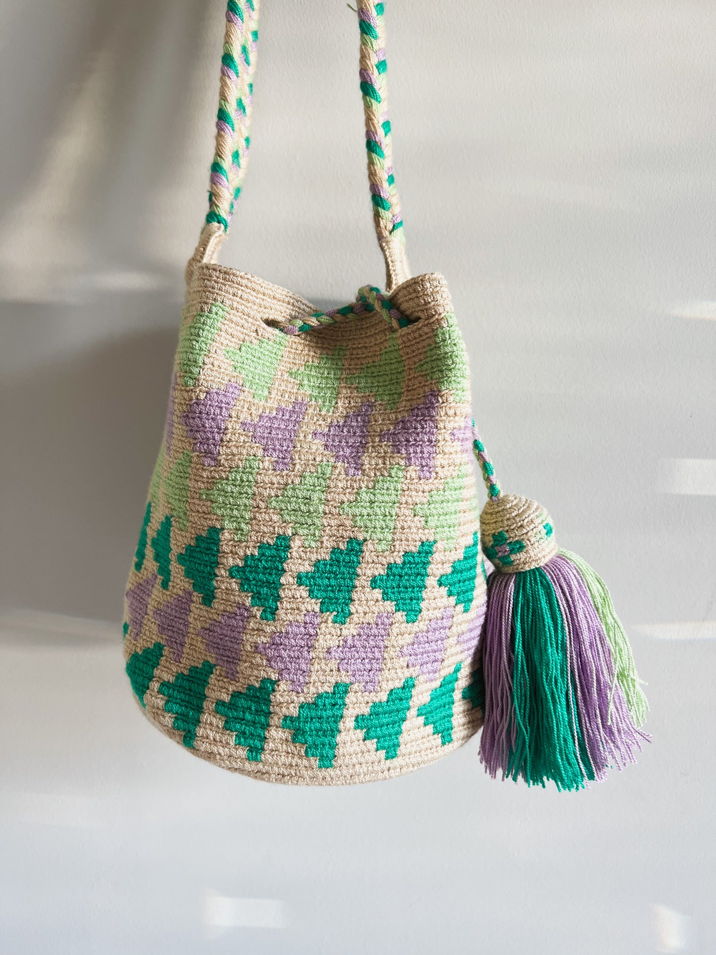 Vera✻ Medium Wayuu Mochila