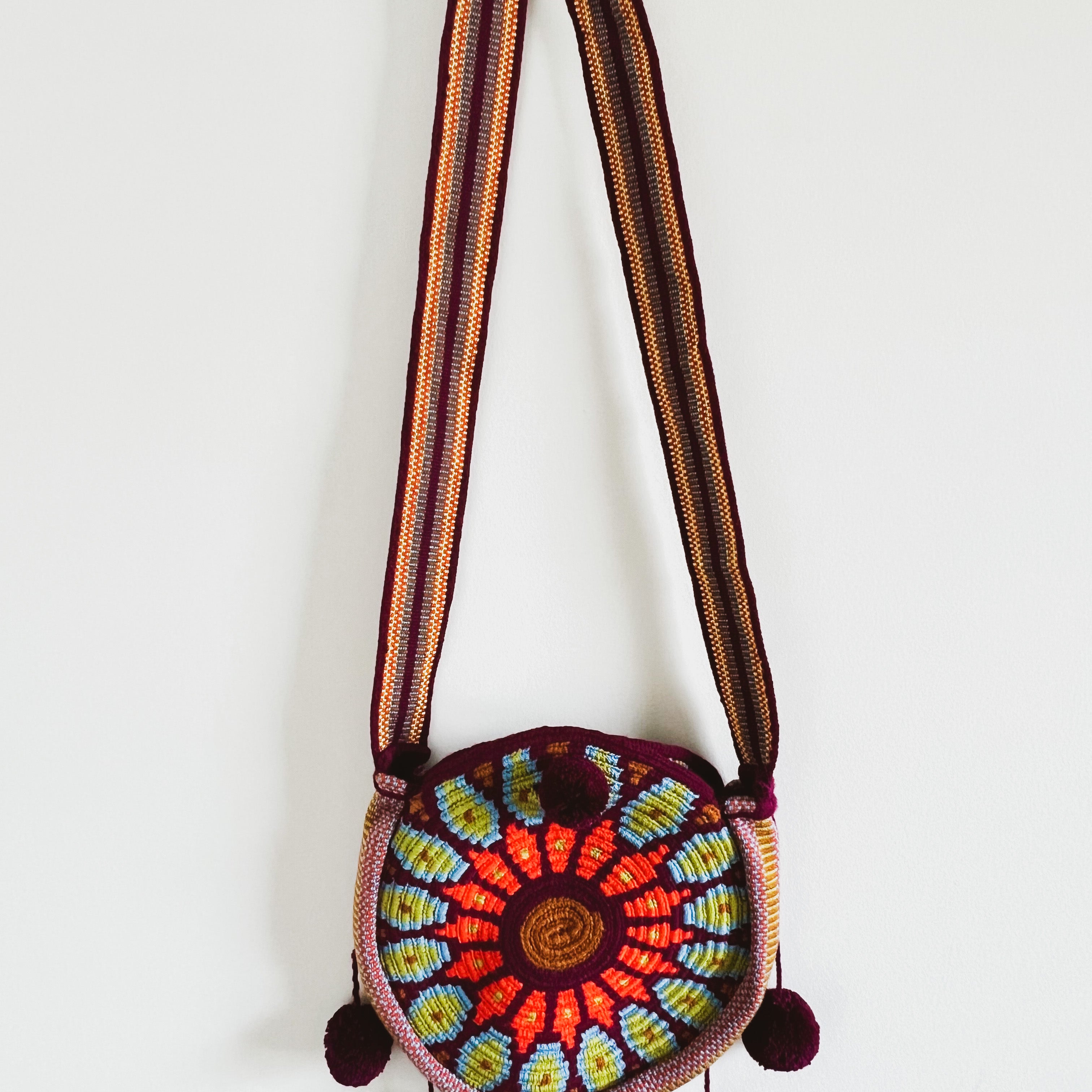 Sindri ✻ New Round Wayuu Mochila