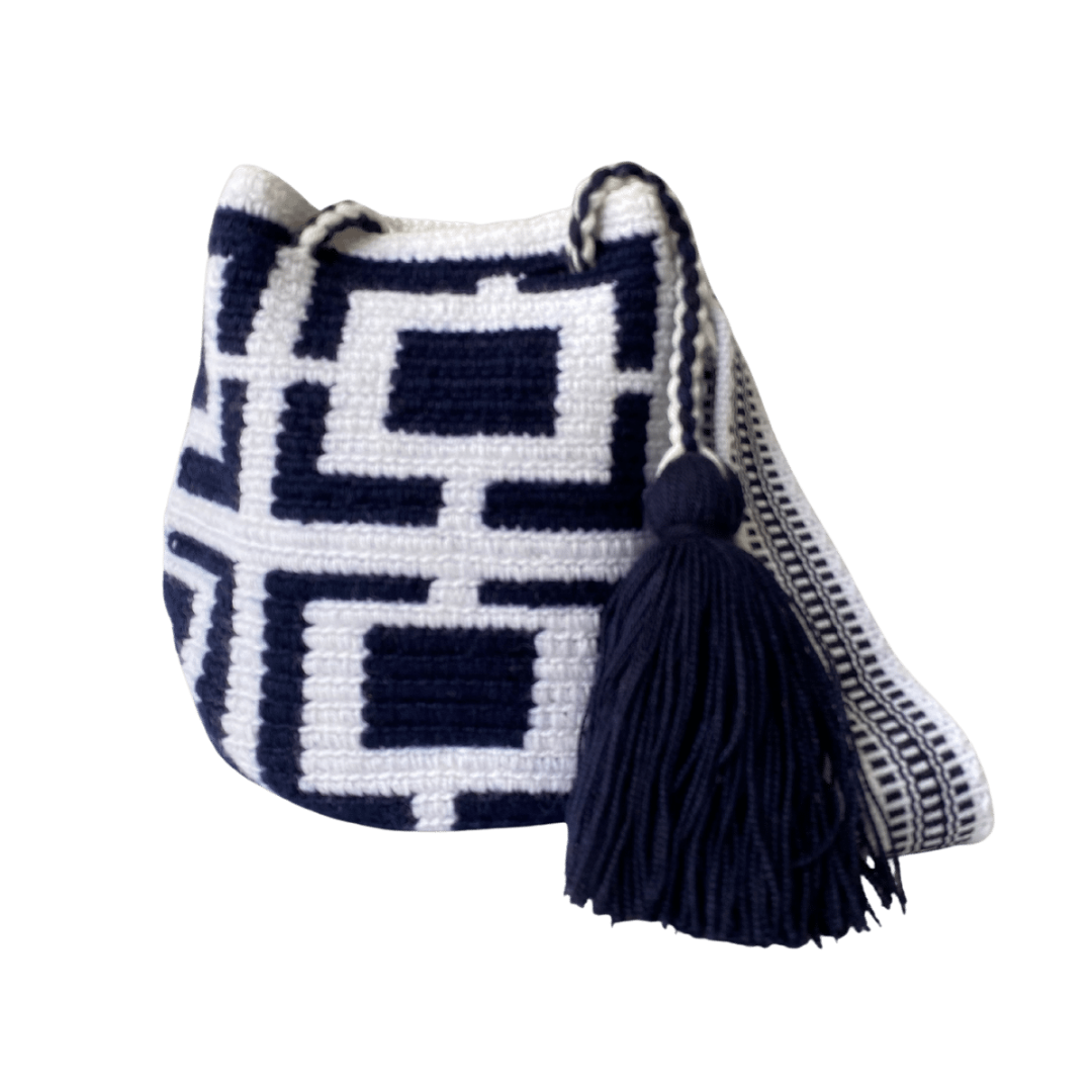 Raven ✻ Mini Wayuu Mochila