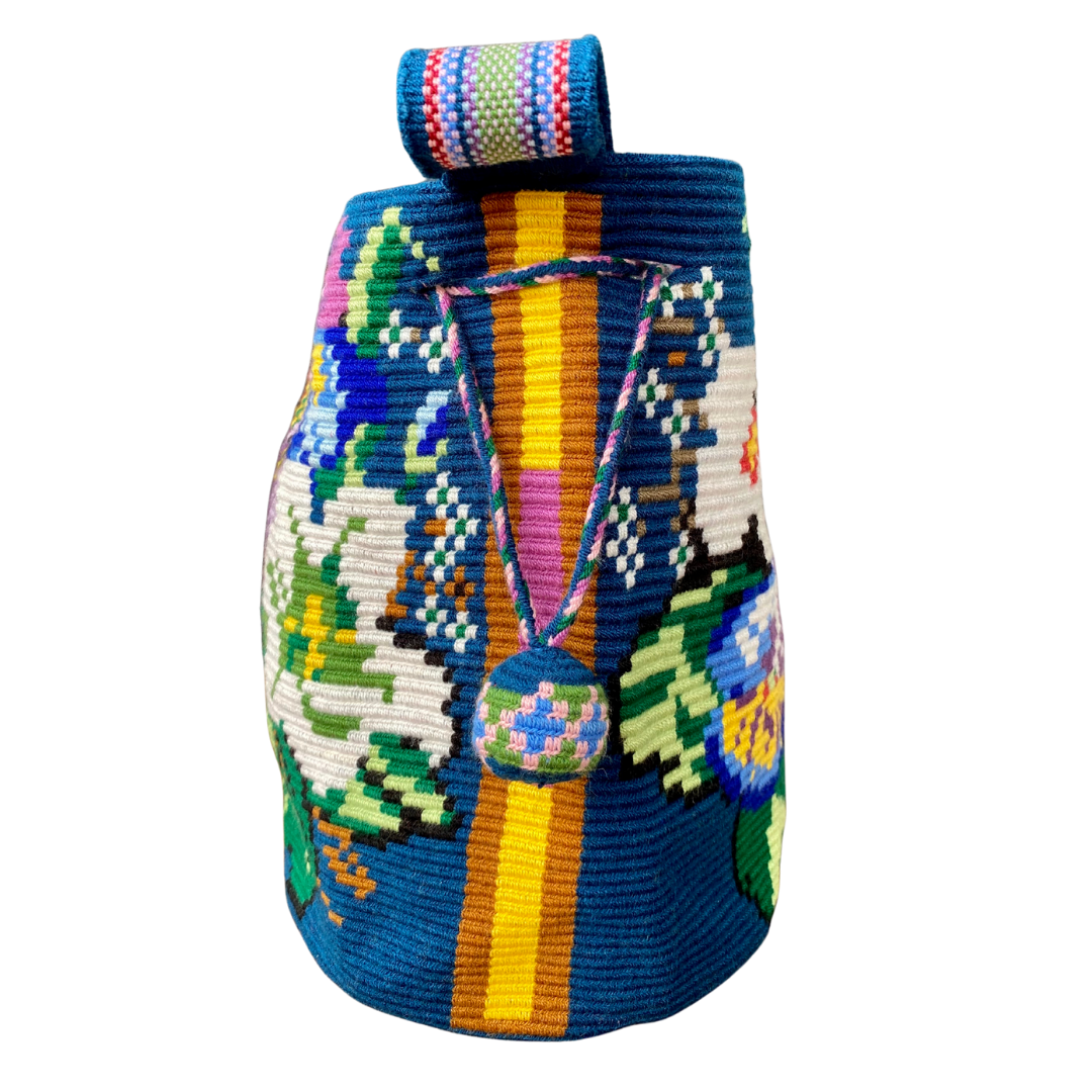 1 THREAD Flor ✻ Large Wayúu Mochila