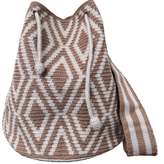 Kamo ✻ Extra Large Wayuu Mochila