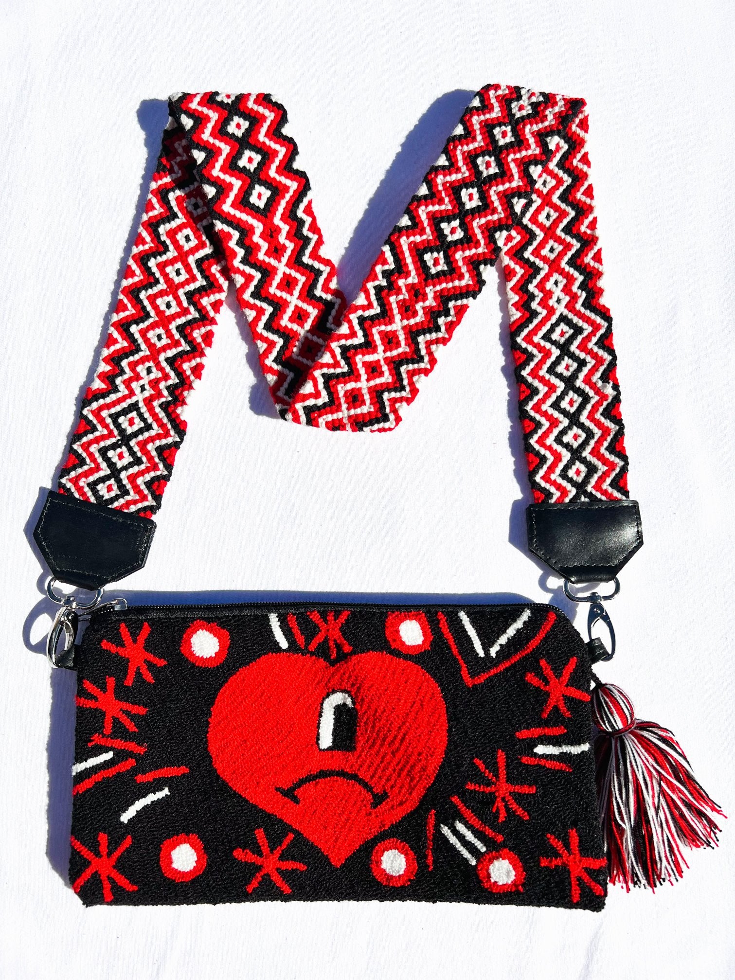 BAD BUNNY COLLECTION ✻ Large Wayuu Clutch with Strap