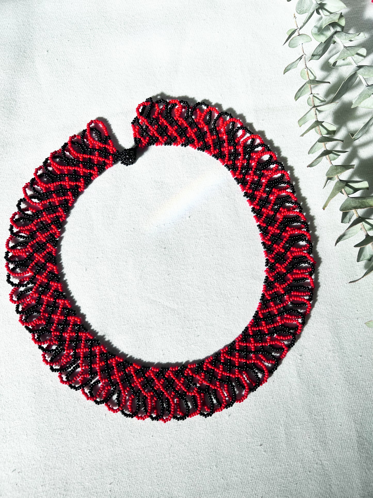 Drua ✻ Emberá Beaded Necklace